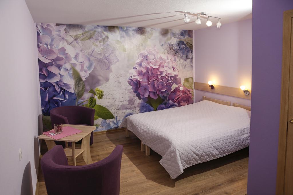 Отель Viesu Nams Zala Sala Litavniki Экстерьер фото